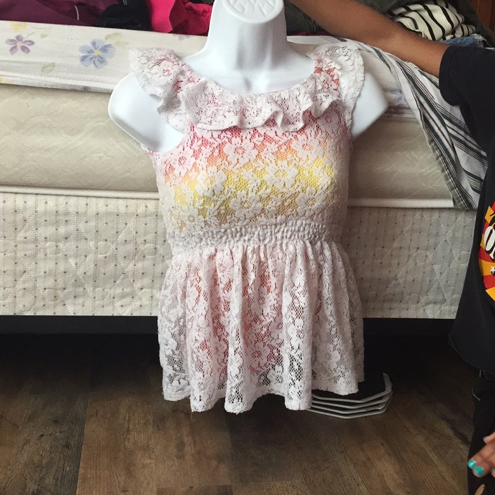 A white lace kids top